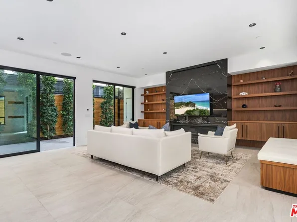 212 Bay St #102, Santa Monica, CA 90405