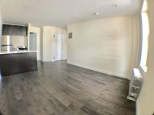 Rented by REAL New York | media 21