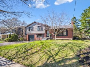 39 Thornridge Cres, Kitchener, ON N2M4V9