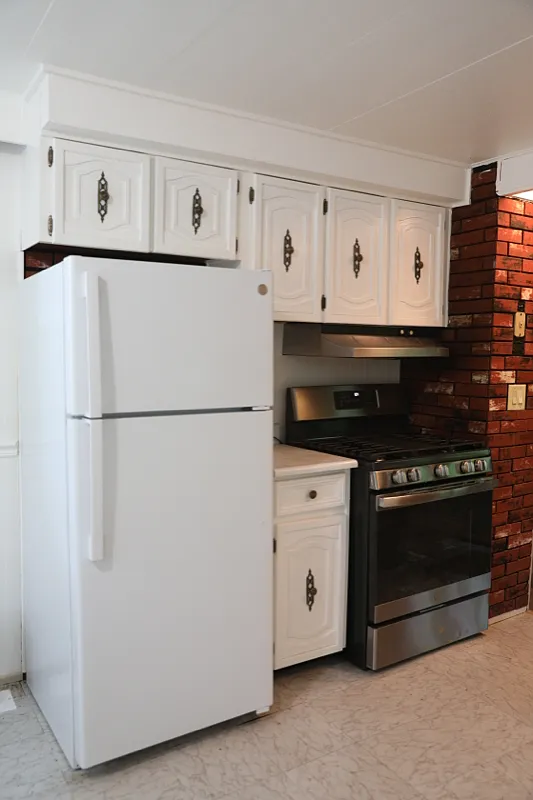 2 bedroom trailer updated new — Photo 4