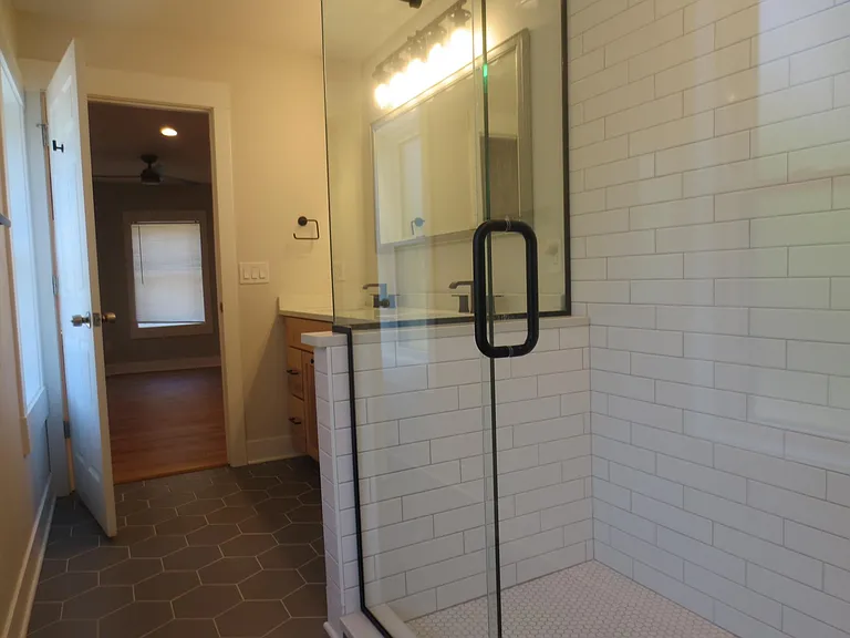 4403 Franklin Blvd — Photo 24