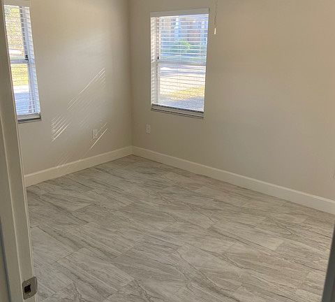 4th image of 1025 S Ohio Ave #3
