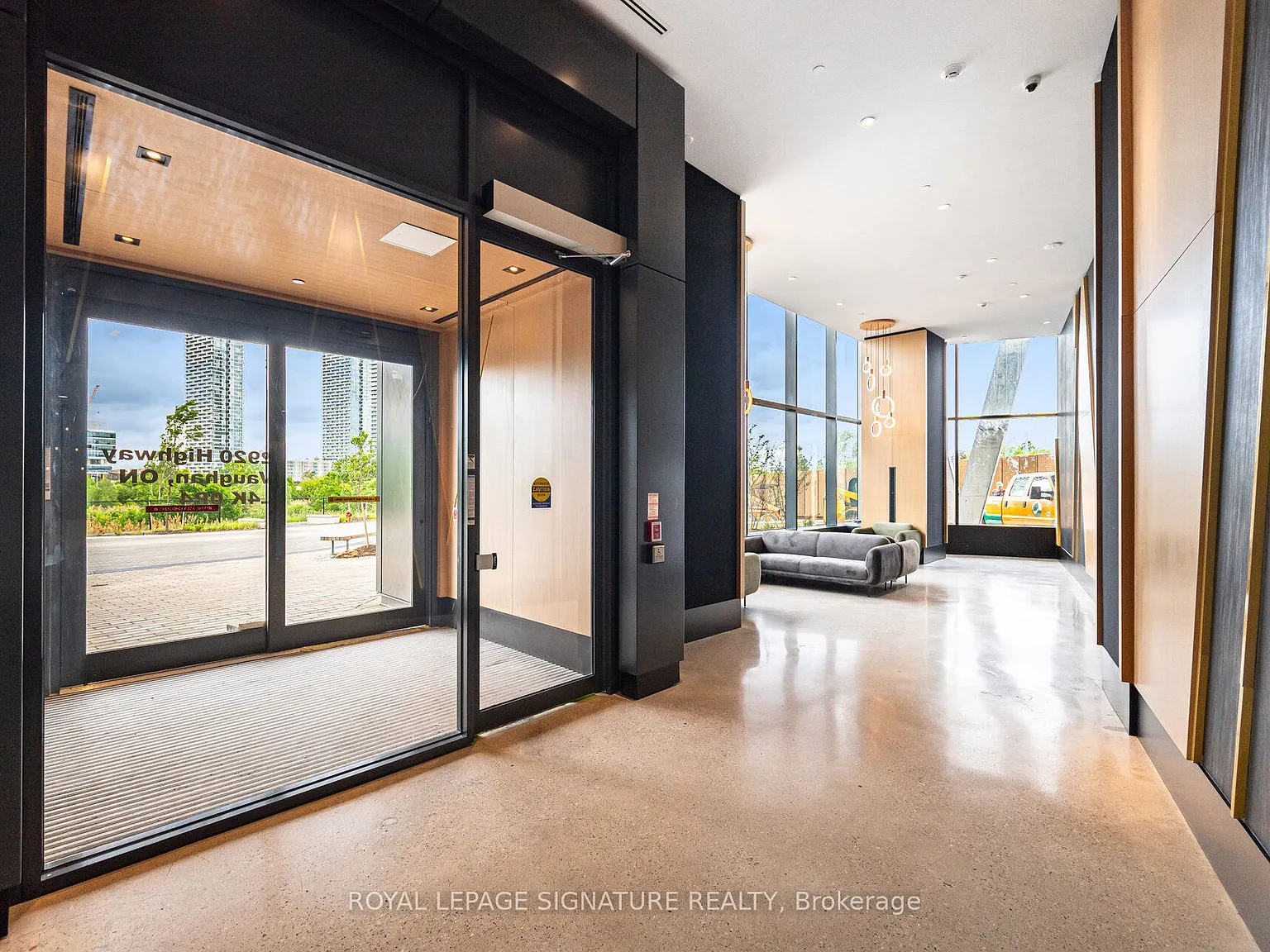 2 bed, $2,400 — Photo 3