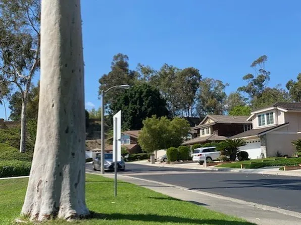 2224 Pickwick Pl, Fullerton, CA 92833