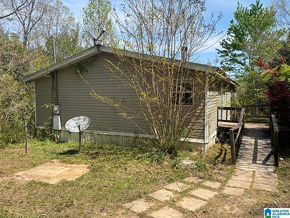 5th image of 758 Moore Ln