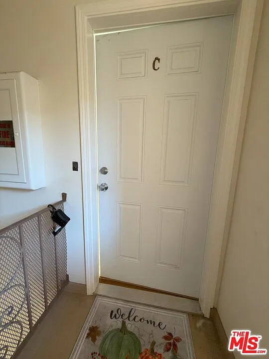 2 bed, 1.5 bath, 1200 sqft, $2,795 — Photo 3