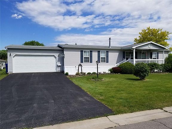 2nd image of 6363 Roberts Dr #488