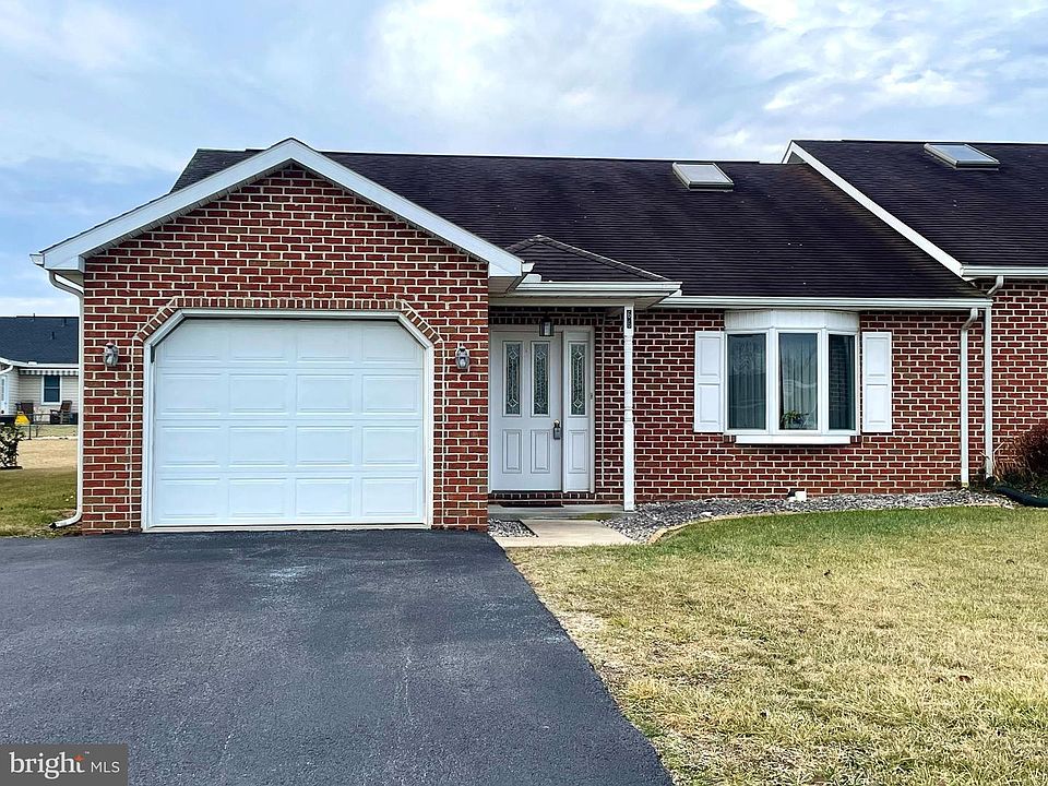 1st image of 66 Chadwick Dr