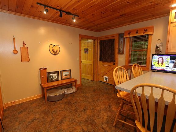 4th image of 351 Warrior Ridge Way