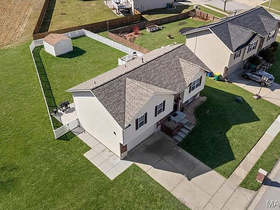 4th image of this home