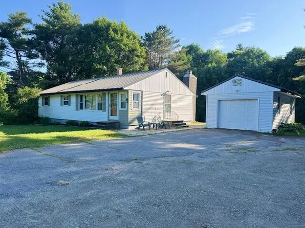 787 Wiscasset Road, Pittston, ME 04345