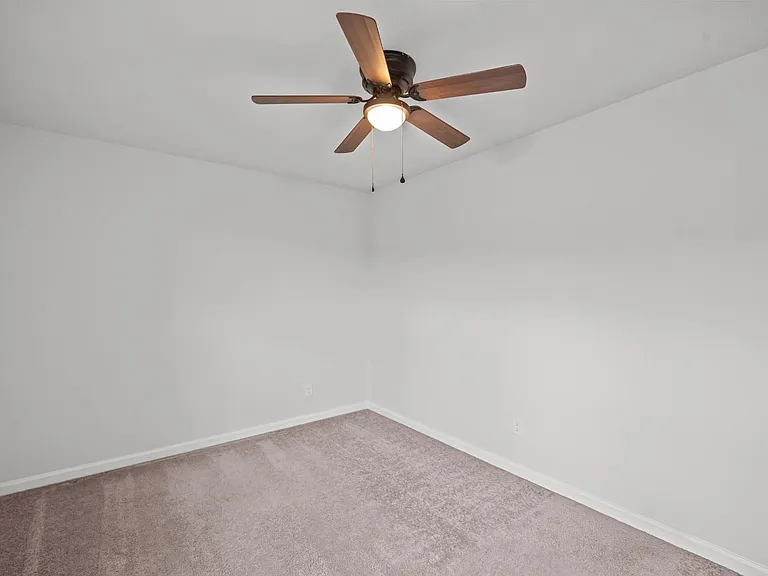 72 Knotty Ct — Photo 41