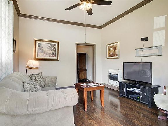 Living area from entry view