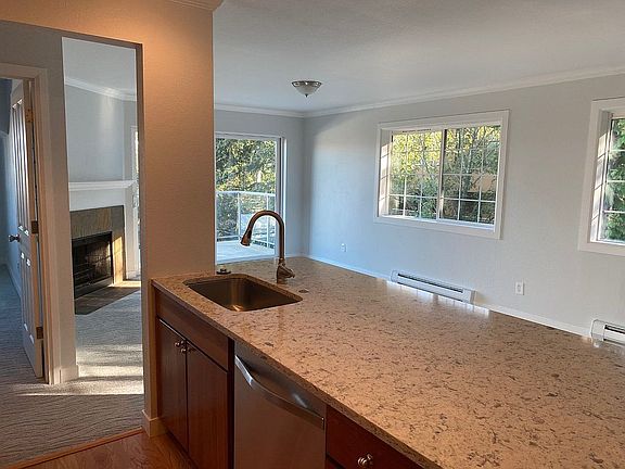 3rd image of 2760 76th Ave SE APT 501
