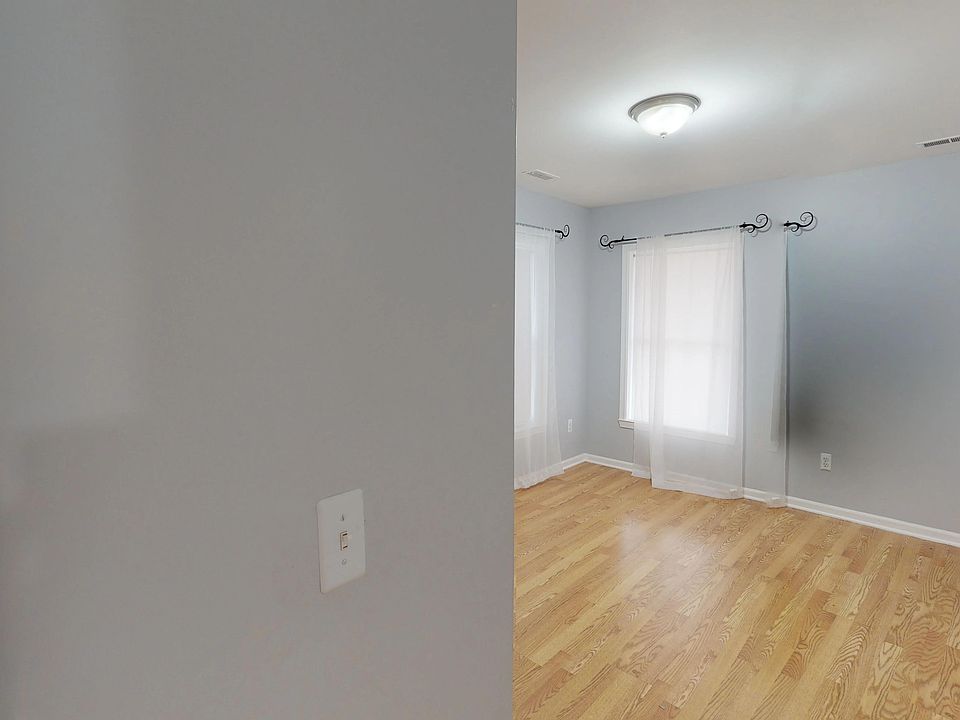 2415 E Hammond Lake Dr, Bloomfield Hills, MI 48302 Zillow