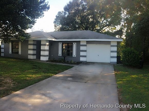 1st image of 7166 Lexington Cir