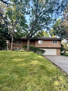 1460 Windemere Dr NE, Fridley, MN, 55421