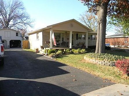 1st image of 8106 Devonshire Dr