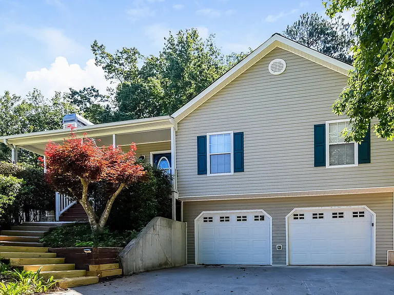 313 Split Rail Way — Photo 4