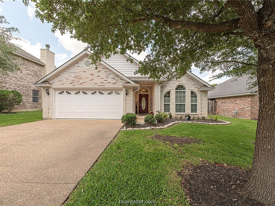 1st image of 2210 Brougham Pl