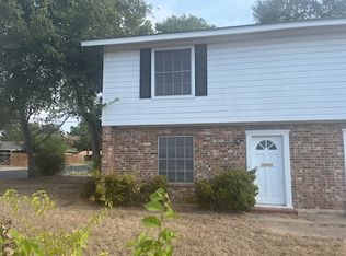 100 Anderson Dr #A, Elgin, TX 78621