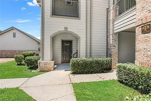 350 Emerald Forest Blvd Photo 1