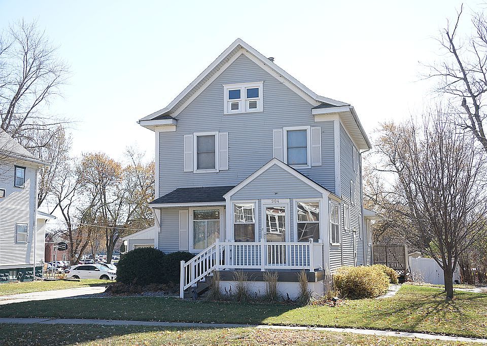 904 W 5th St, Storm Lake, IA 50588 Zillow