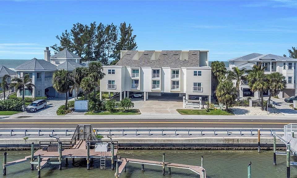 1st image of 20204 GULF BOULEVARD #9
