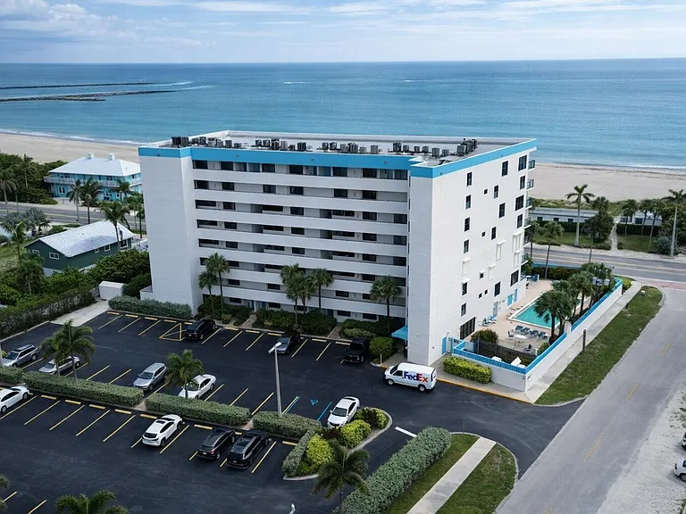355 S Ocean Dr #807 — Photo 1