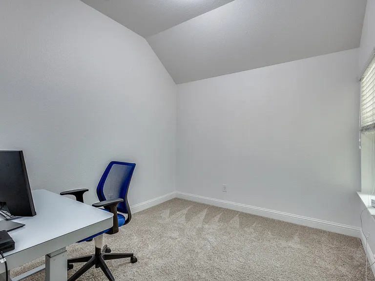 13225 Courtney Dr — Photo 25