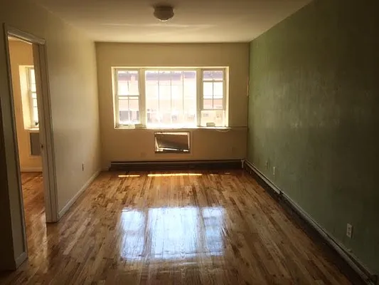 Rented by Elite NY Holdings | media 14