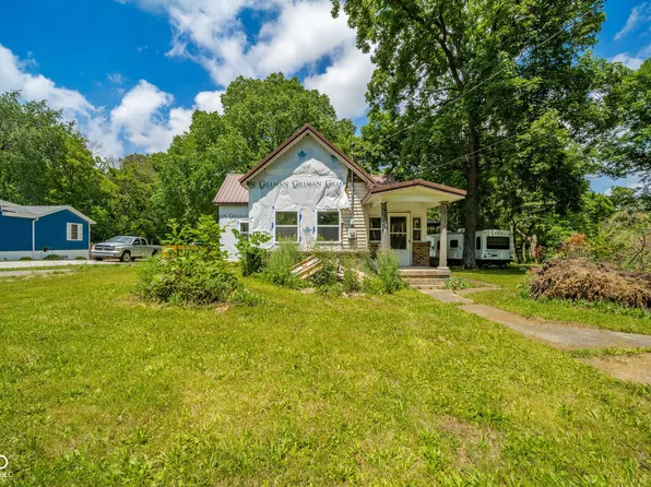 1814 W Railroad St, New Castle, IN 47362