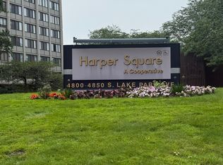 4850 S Lake Park Ave #1507B, Chicago, IL 60615