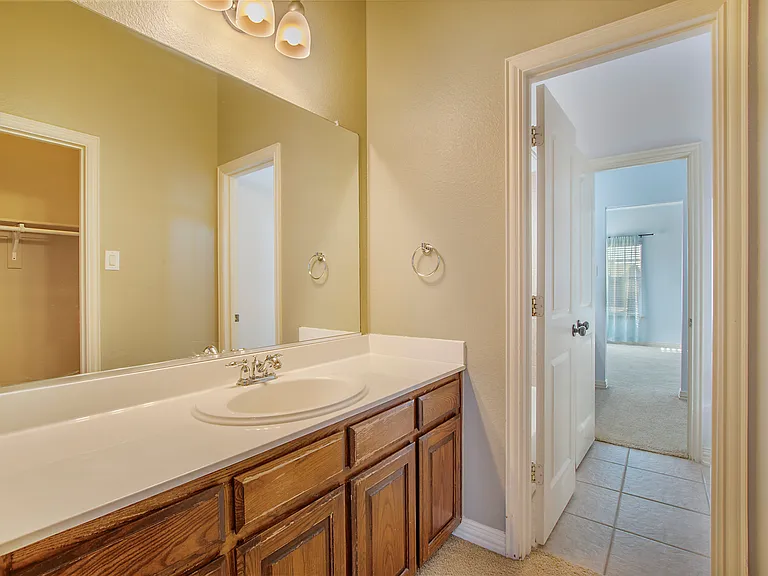 1838 Crowbridge Dr — Photo 28