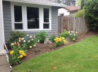 8145 SW Hearthside Ct, Portland, OR 97223