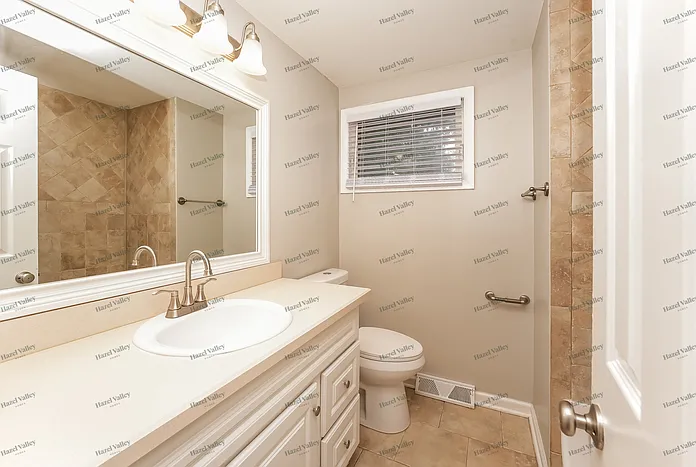 6039 Sherwood Dr — Photo 12