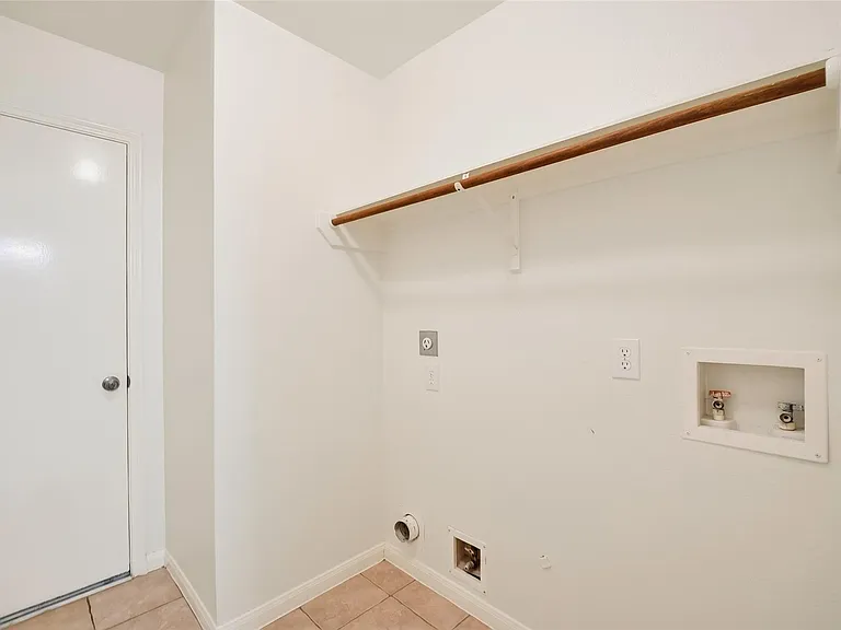 10426 Briar Patch St — Photo 18