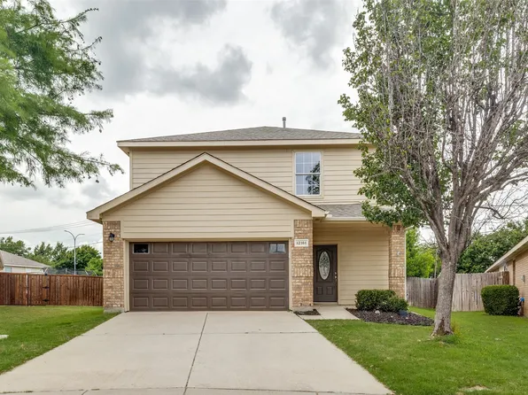 12161 Thicket Bend Dr, Fort Worth, TX 76244