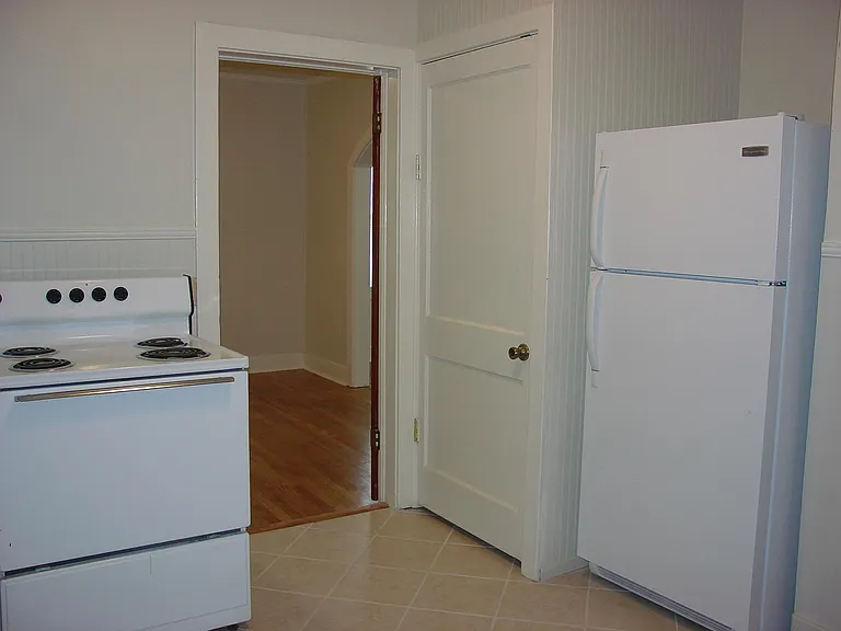 102 Caldwell St — Photo 11