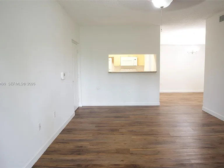 2440 E Preserve Way #102 — Photo 5