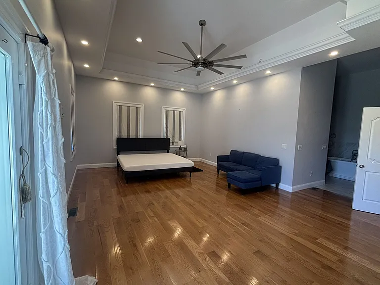 210 High St — Photo 17