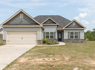 3 Hope St, Fort Mitchell, AL 36856