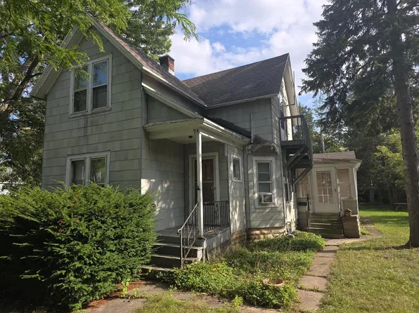 94 E 12th STREET, Fond Du Lac, WI 54935