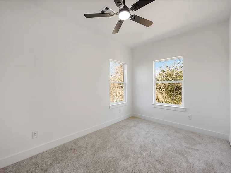 7961 Henson St #B — Photo 14