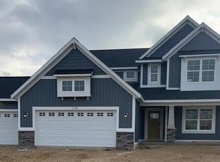 1792 Solitude Ct NE, Grand Rapids, MI 49525