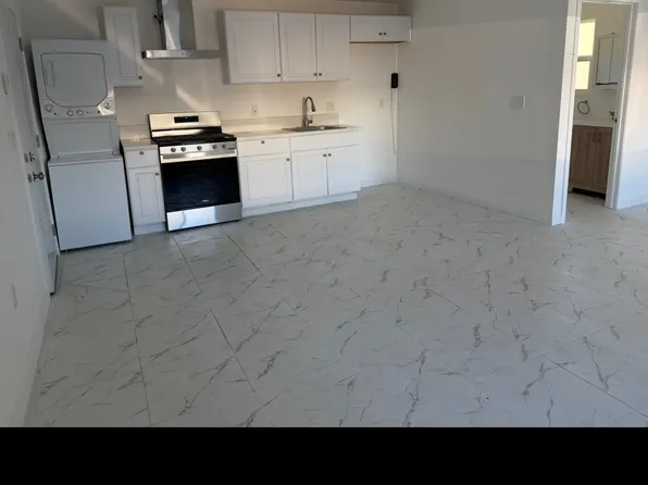 310A S Curry St, Tehachapi, CA 93561