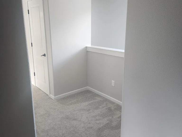 2364 NW Debron Ln — Photo 12