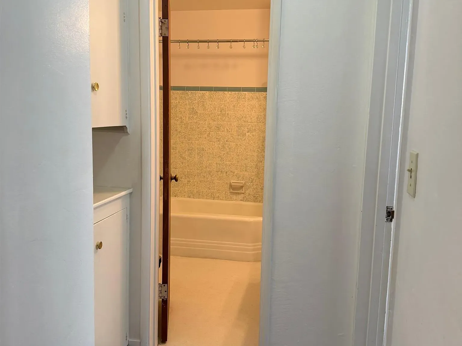 1 bed, 1.0 bath, 661 sqft, $2,975 — Photo 2