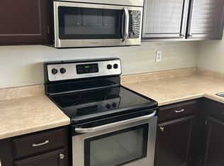 902 N Quartz St, Gilbert, AZ 85234