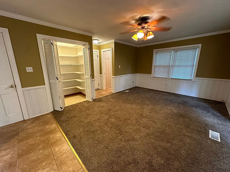 1601 Hopkins Dr — Photo 6